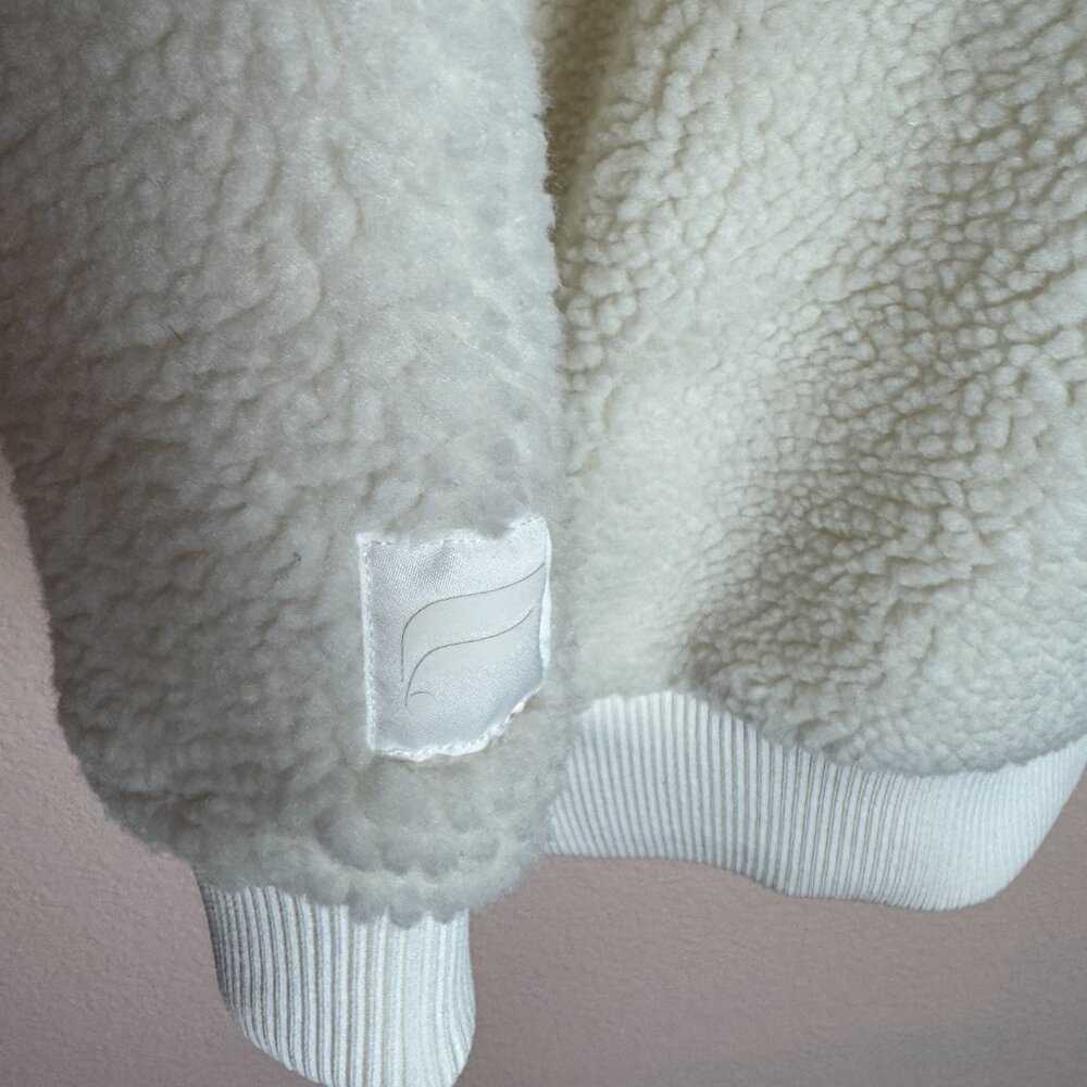 Teddy Oversized Bomber Jacket Size: S Nwot - image 7